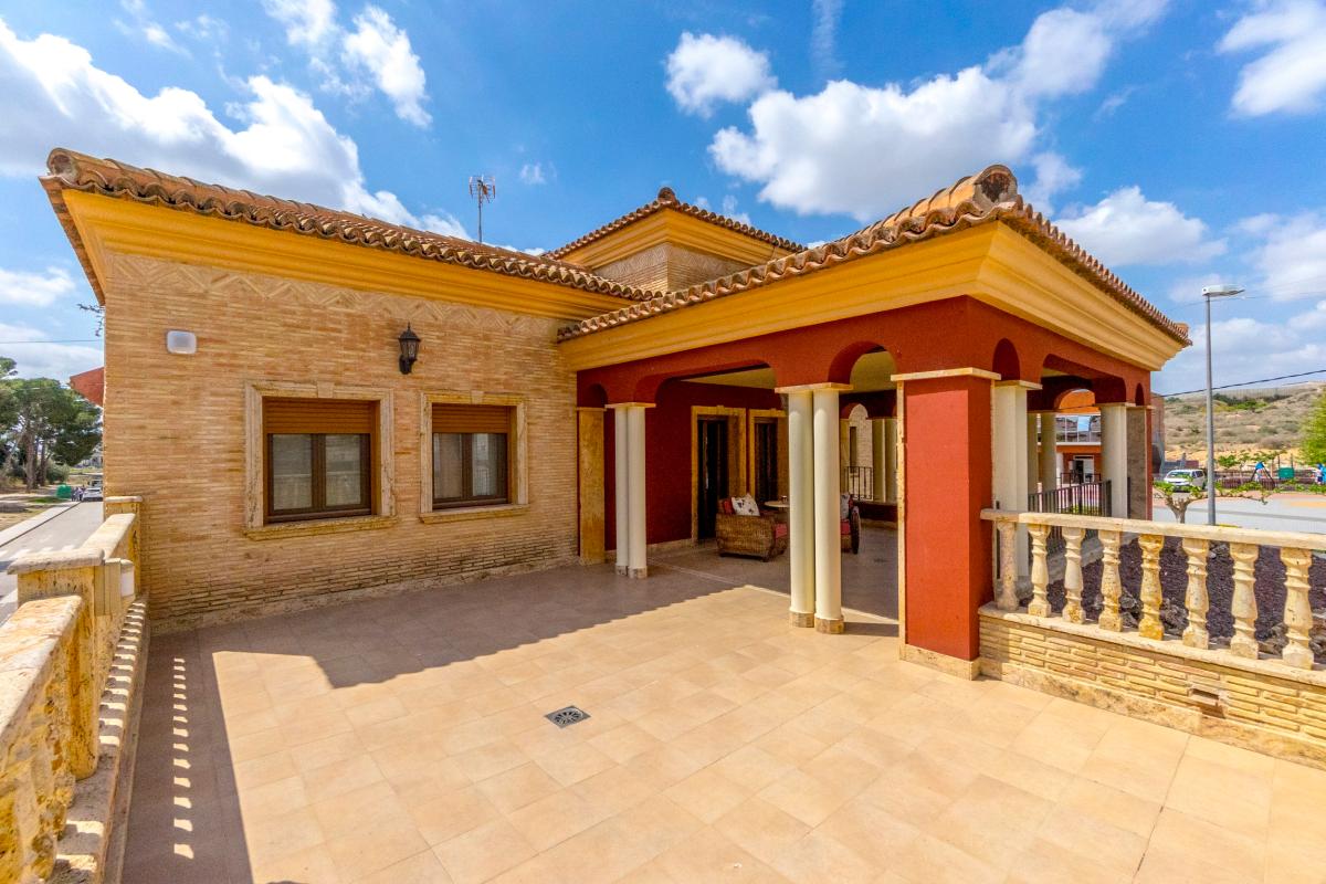 Villa en Alicante, España 3 dormitorios, 1 m2 No. 112927