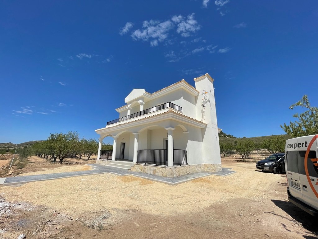 Villa a Pinoso, Alicante, Spagna 3 camere da letto, 163 mq. N° 87091
