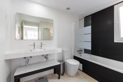 Apartment for sale Punta Prima, Alicante, Spain 3 bedrooms, 132 sq.m. No. 119389 - photo 16