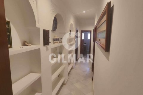 Townhouse for rent El Puerto de Santa Maria, Cadiz, Spain 5 bedrooms, 400 sq.m. No. 106873 - photo 3