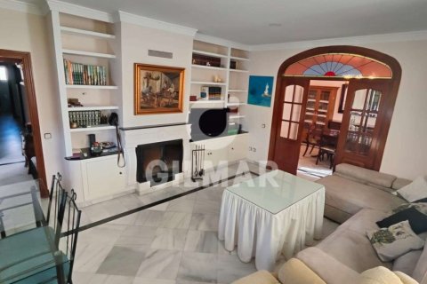 Townhouse for rent El Puerto de Santa Maria, Cadiz, Spain 5 bedrooms, 400 sq.m. No. 106873 - photo 30