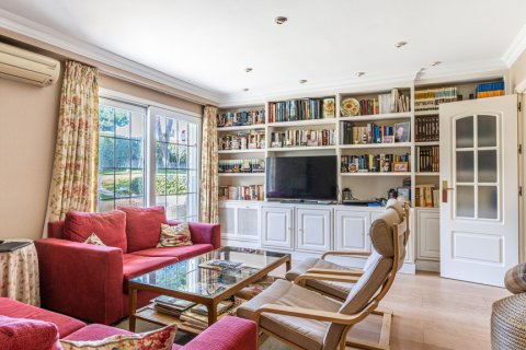 Villa zum Verkauf Pozuelo de Alarcon, Madrid, Spanien 6 Schlafzimmer, 428 m2 Nr. 108189 - Foto 27
