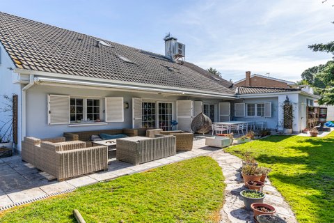 Villa zum Verkauf Pozuelo de Alarcon, Madrid, Spanien 6 Schlafzimmer, 428 m2 Nr. 108189 - Foto 9