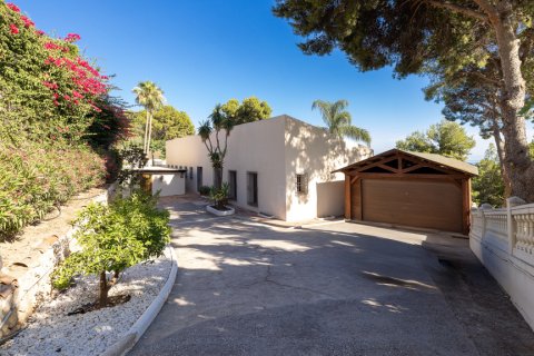 Villa till salu Malaga, Spanien 5 sovrum, 487 kvm. Nr. 108188 - foto 11