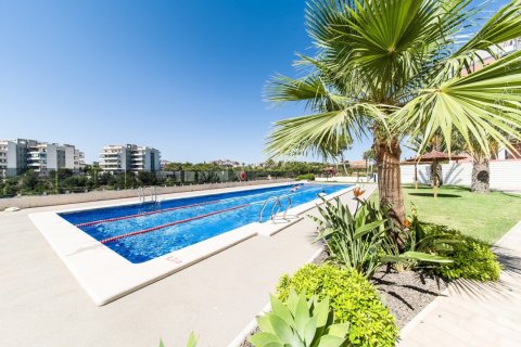 Продажа квартиры Аликанте, Испания 3 спальни, 87м2 №115227 - фото 1