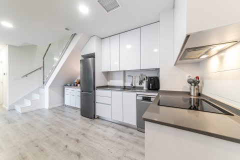Продажа квартиры Аликанте, Испания 3 спальни, 87м2 №115227 - фото 24
