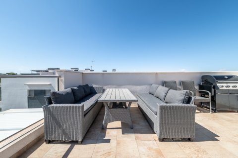 Продажа квартиры Аликанте, Испания 3 спальни, 87м2 №115227 - фото 8