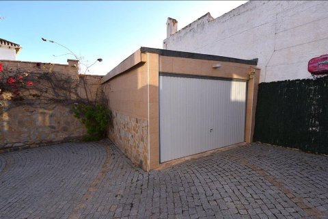 Villa for sale La Zenia, Alicante, Spain 4 bedrooms, 240 sq.m. No. 115229 - photo 20
