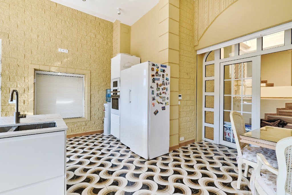 Вилла в Дехеса де Кампоамор, Аликанте, Испания 4 спальни, 350м2 №87409