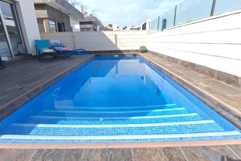 Villa till salu Alicante, Spanien 3 sovrum, 98 kvm. Nr. 117406 - foto 7
