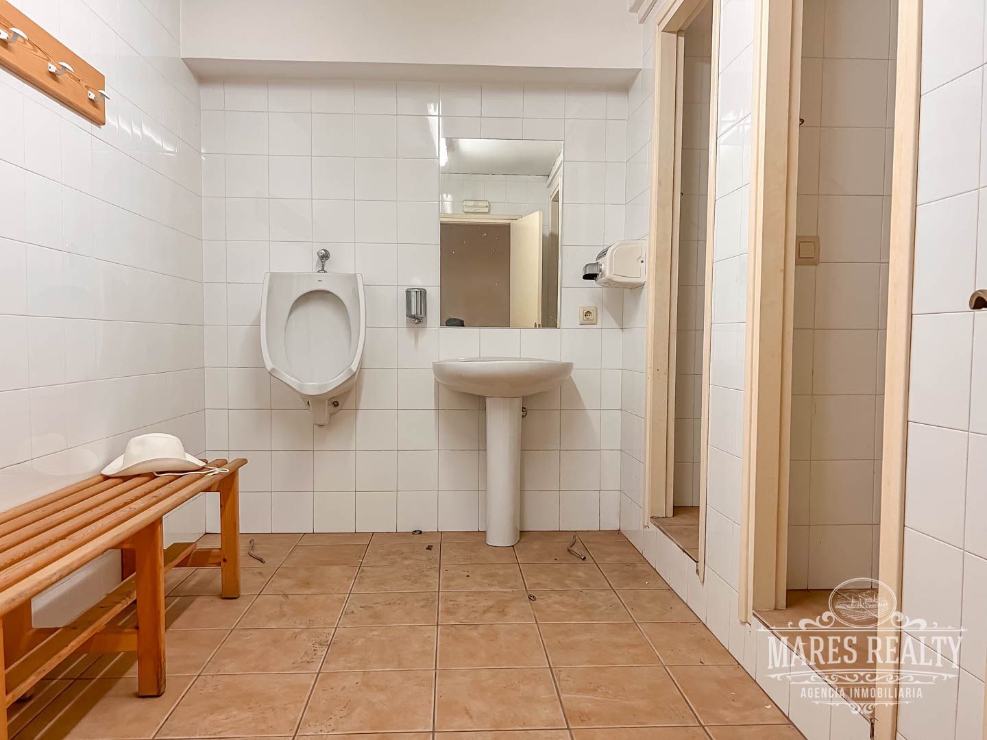 Commercial property in Lloret de Mar, Girona, Spain 2225 sq.m. No. 91146