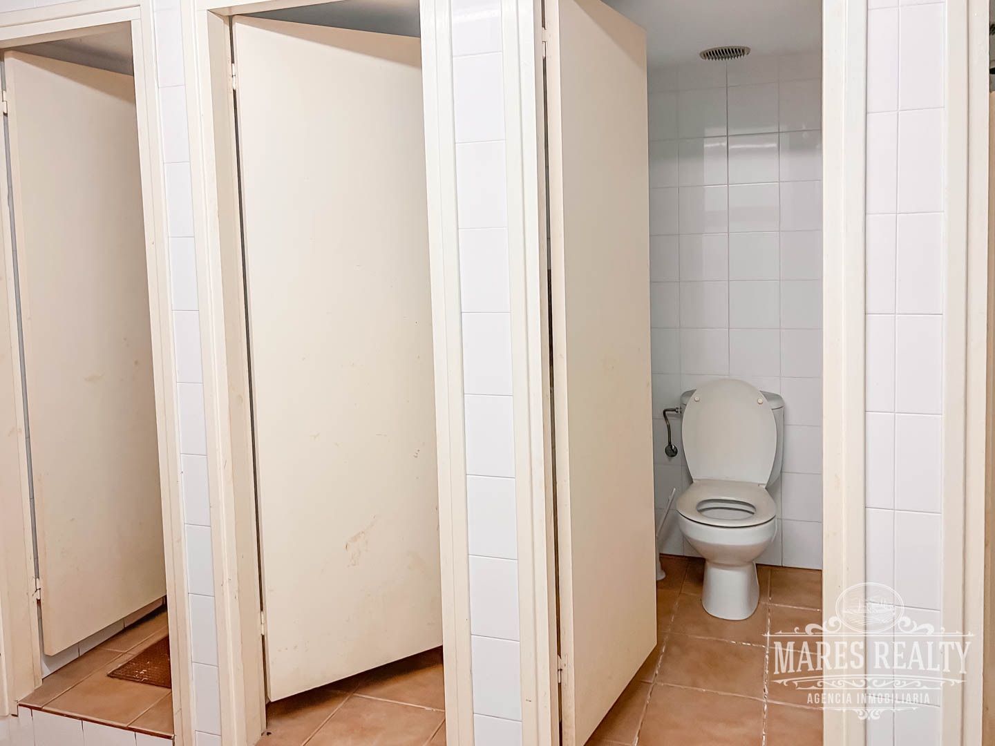 Commercial property in Lloret de Mar, Girona, Spain 2225 sq.m. No. 91146