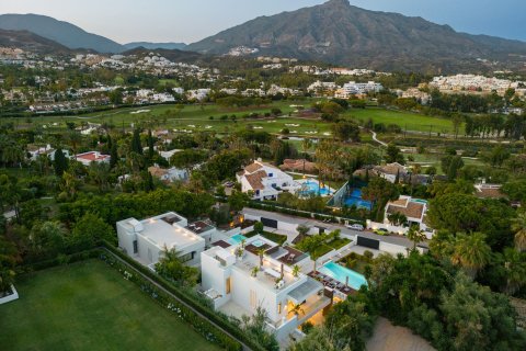 House zum Verkauf Nueva Andalucia, Malaga, Spanien 5 Schlafzimmer, 556 m2 Nr. 109707 - Foto 28
