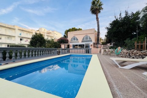 Dom Santa Ponsa, Mallorca, Hiszpania 4 sypialnie, 280 mkw. nr 109939 – zdjęcie 1