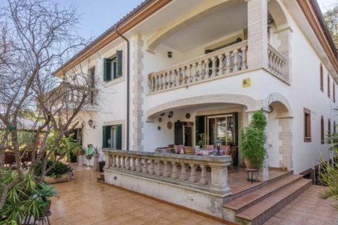 Villa en venta Cas Catala, Mallorca, España 7 dormitorios, 400 m2 No. 109946 - foto 1