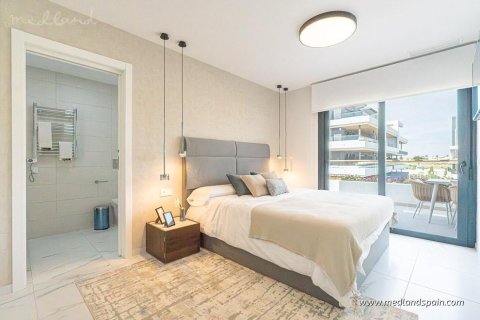 Apartment for sale in Torrevieja, Alicante, Spain 2 bedrooms, 72 sq.m. No. 104995 - photo 9