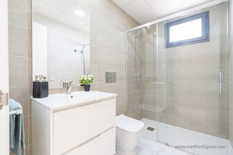 Apartment for sale in Torrevieja, Alicante, Spain 2 bedrooms, 72 sq.m. No. 104995 - photo 11