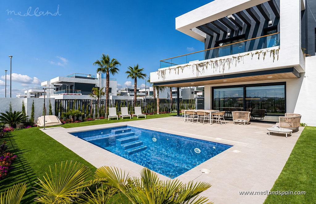 Villa in Torrevieja, Alicante, Spanien 3 Schlafzimmer, 122 m2 Nr. 104989
