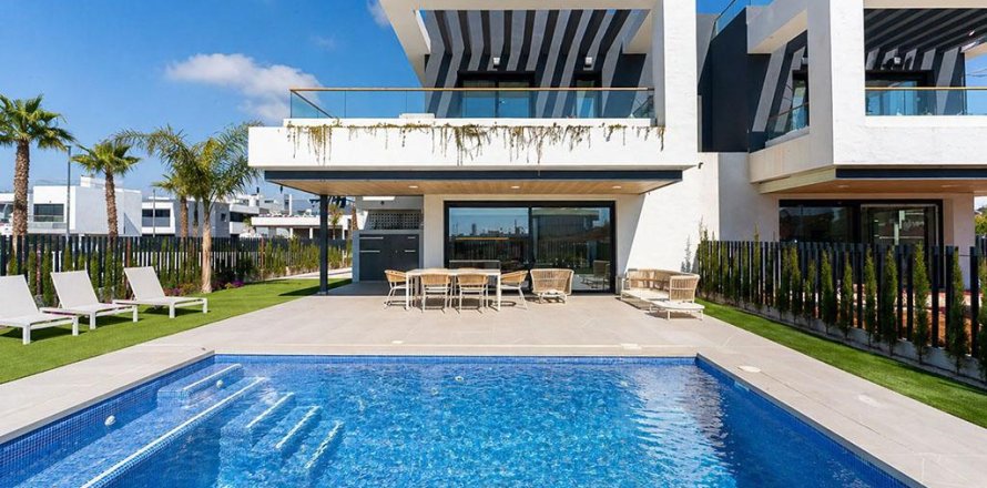 Villa Torrevieja, Alicante, Spānijā 3 istabas, 122 m2 Nr. 104989