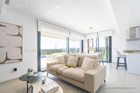 Villa zum Verkauf in Torrevieja, Alicante, Spanien 3 Schlafzimmer, 122 m2 Nr. 104989 - Foto 4