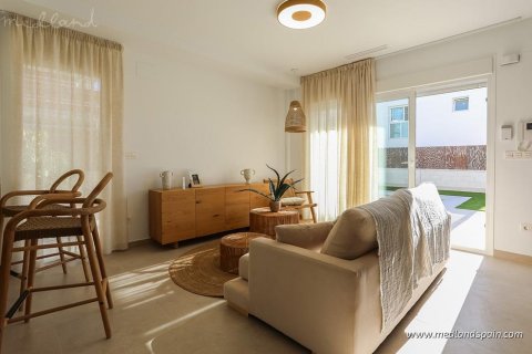 Продажа виллы в Пилар де ла Орадада, Аликанте, Испания 3 спальни, 118.02м2 №117519 - фото 4