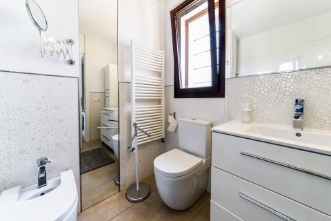 Finca myytävänä Llucmajor, Mallorca, Espanja, 5 makuuhuonetta, 450 m2 No. 117449 - kuva 11