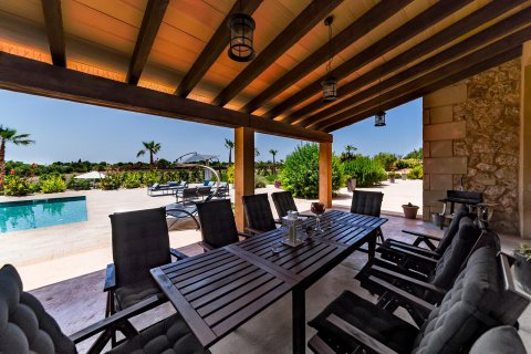 Finca myytävänä Llucmajor, Mallorca, Espanja, 5 makuuhuonetta, 450 m2 No. 117449 - kuva 8