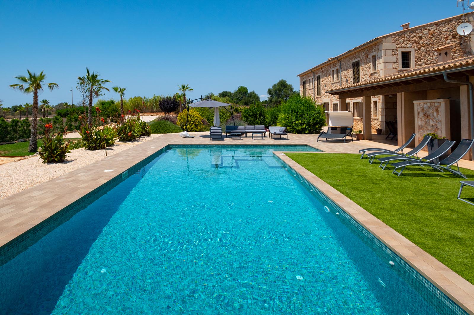 Finca in Llucmajor, Mallorca, Spain 5 bedrooms, 450 sq.m. No. 117449