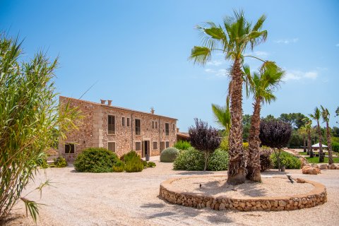 Finca myytävänä Llucmajor, Mallorca, Espanja, 5 makuuhuonetta, 450 m2 No. 117449 - kuva 17