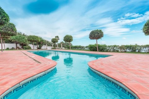 Dom Estepona, Malaga, Hiszpania 5 sypialni, 700 mkw. nr 22428 – zdjęcie 11