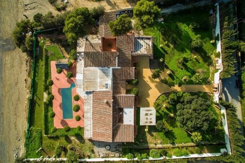 Dom Estepona, Malaga, Hiszpania 5 sypialni, 700 mkw. nr 22428 – zdjęcie 2