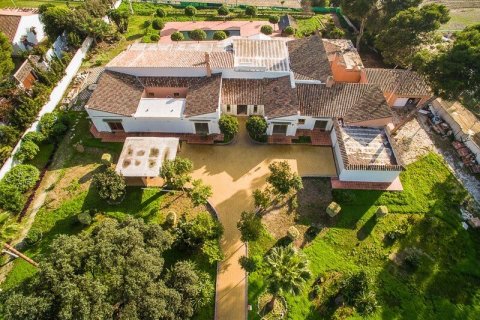 Dom Estepona, Malaga, Hiszpania 5 sypialni, 700 mkw. nr 22428 – zdjęcie 1