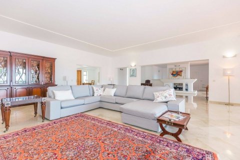 Dom Estepona, Malaga, Hiszpania 5 sypialni, 700 mkw. nr 22428 – zdjęcie 12