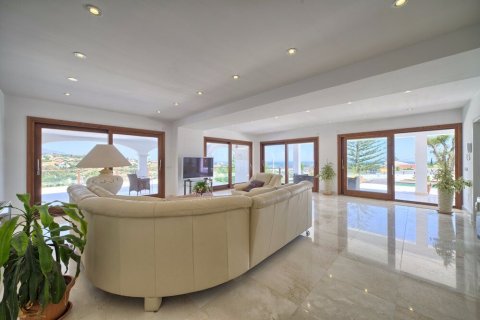 Casa in vendita Estepona, Malaga, Spagna 4 camere da letto, 100 mq. N° 22410 - foto 3