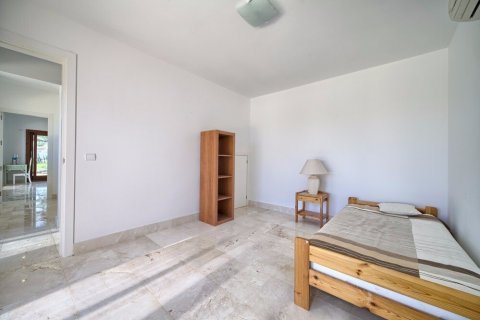 Casa in vendita Estepona, Malaga, Spagna 4 camere da letto, 100 mq. N° 22410 - foto 12