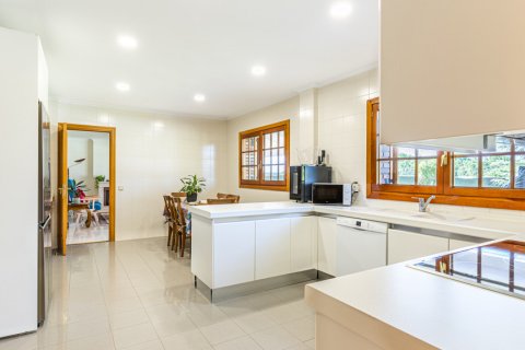 Villa till salu Pozuelo de Alarcon, Madrid, Spanien 5 sovrum, 356 kvm. Nr. 117308 - foto 17