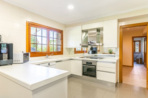 Villa till salu Pozuelo de Alarcon, Madrid, Spanien 5 sovrum, 356 kvm. Nr. 117308 - foto 16