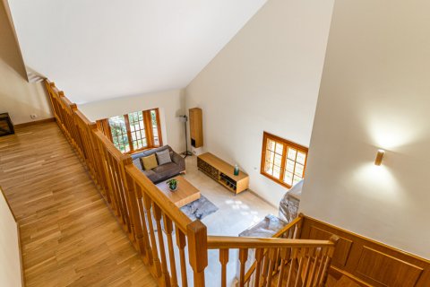 Villa till salu Pozuelo de Alarcon, Madrid, Spanien 5 sovrum, 356 kvm. Nr. 117308 - foto 20