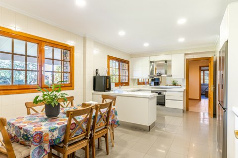 Villa till salu Pozuelo de Alarcon, Madrid, Spanien 5 sovrum, 356 kvm. Nr. 117308 - foto 15