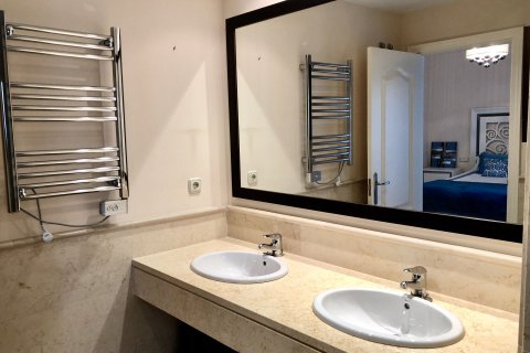 Apartment à vendre Benahavis, Malaga, Espagne, 2 chambres, 65 m2 No. 47943 - photo 9