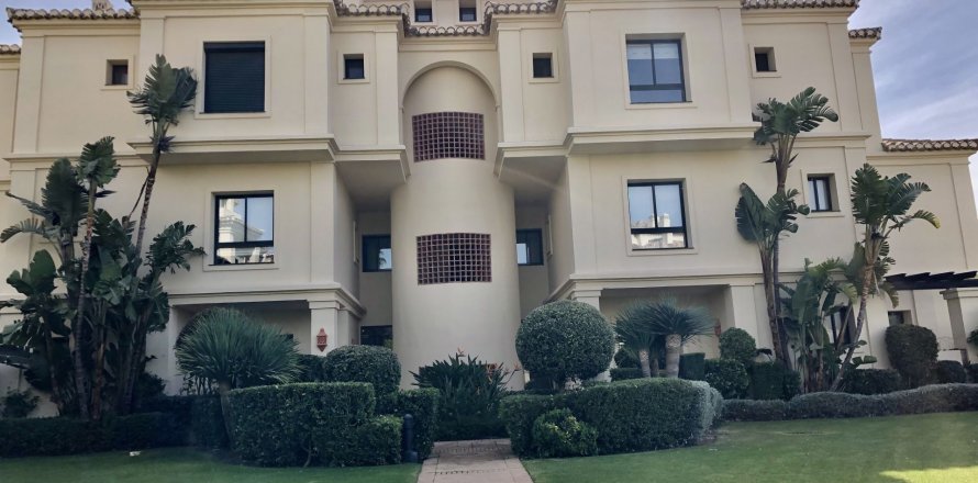 Apartment Benahavis, Malaga, Espagne 2 chambres, 65 m2 No. 47943