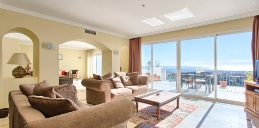 Apartment Benahavis, Malaga, Espagne 4 chambres, 394 m2 No. 21746
