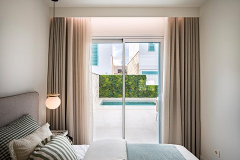 Bungalowi myytävänä Pilar de la Horadada, Alicante, Espanja, 3 makuuhuonetta, 87 m2 No. 117597 - kuva 12