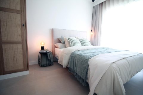 Bungalowi myytävänä Pilar de la Horadada, Alicante, Espanja, 3 makuuhuonetta, 87 m2 No. 117597 - kuva 10