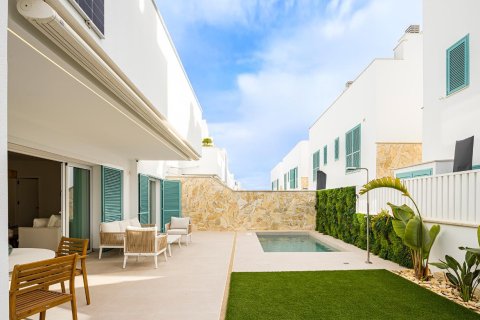 Bungalowi myytävänä Pilar de la Horadada, Alicante, Espanja, 3 makuuhuonetta, 87 m2 No. 117597 - kuva 18