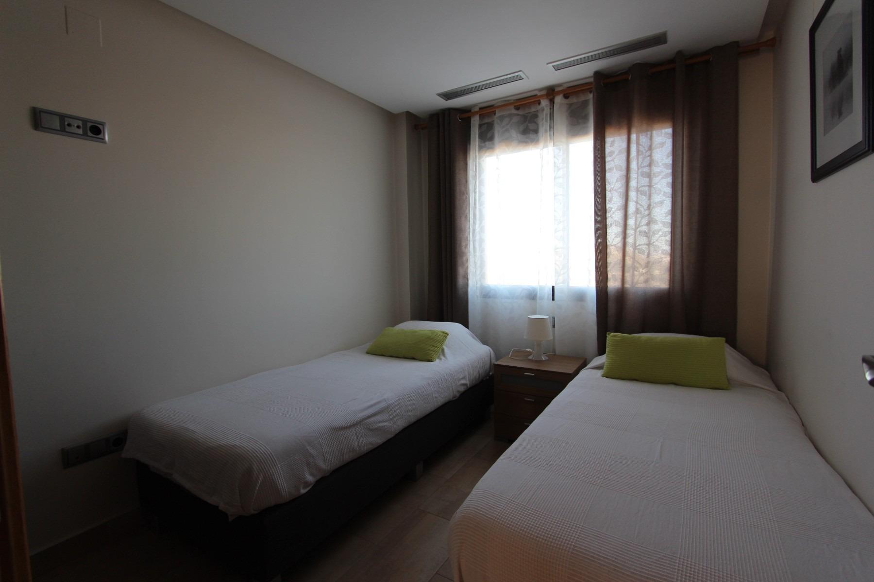 Appartamento a Guardamar del Segura, Alicante, Spagna 2 camere da letto, 84 mq. N° 90055