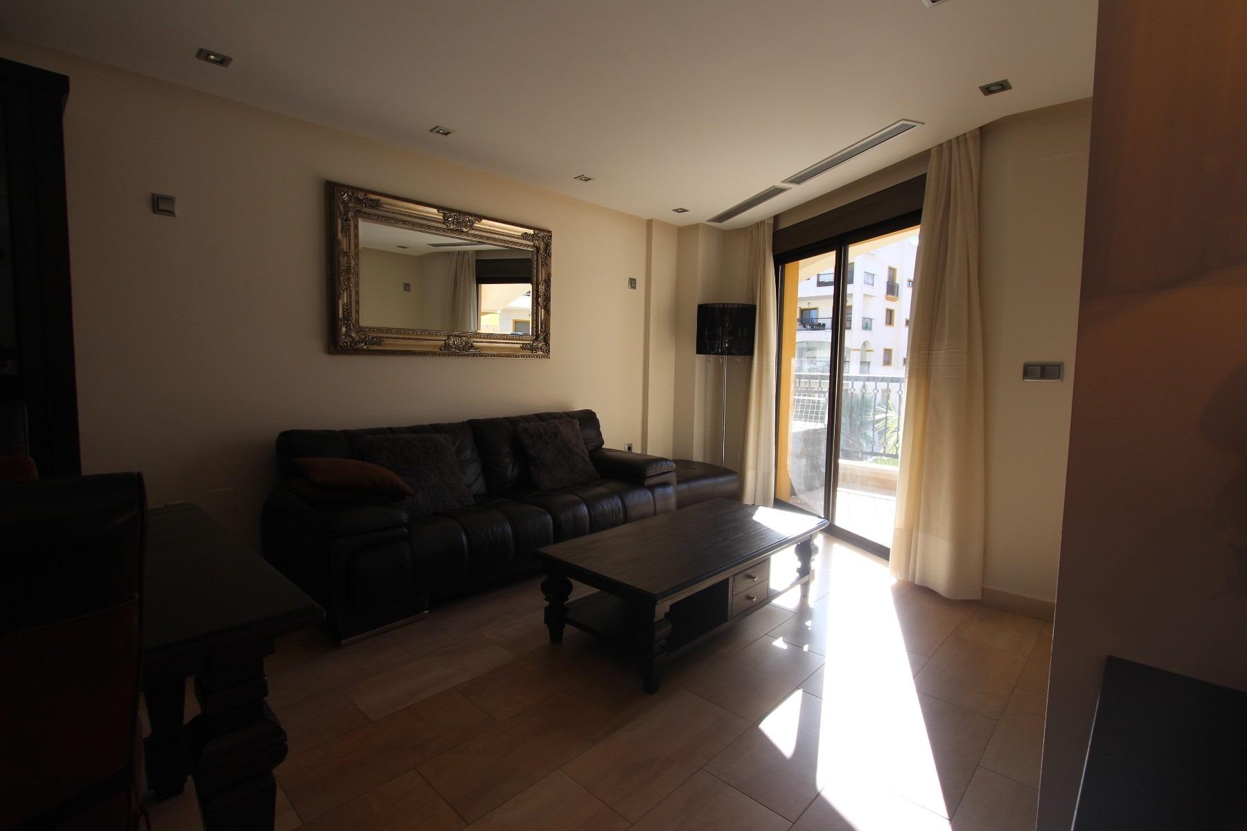 Appartamento a Guardamar del Segura, Alicante, Spagna 2 camere da letto, 84 mq. N° 90055