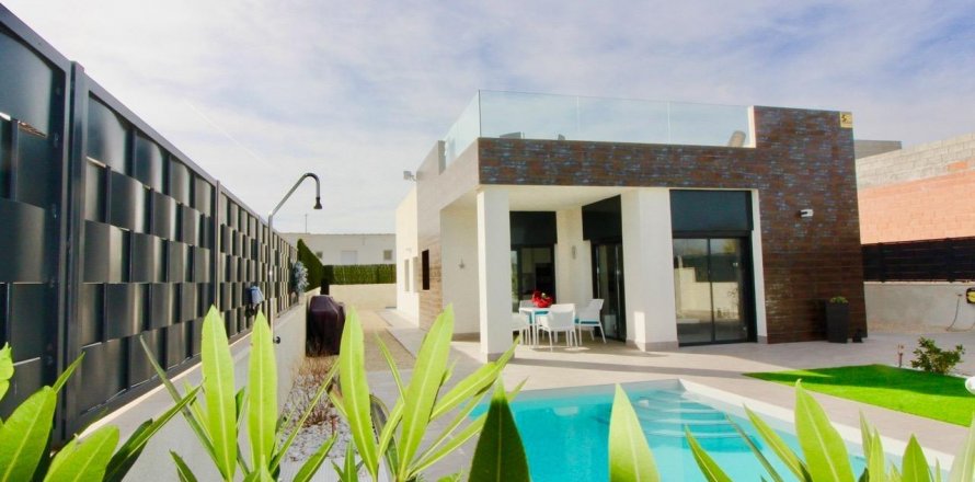 Villa Pinoso, Alicante, Espagne 3 chambres, 120 m2 No. 111217