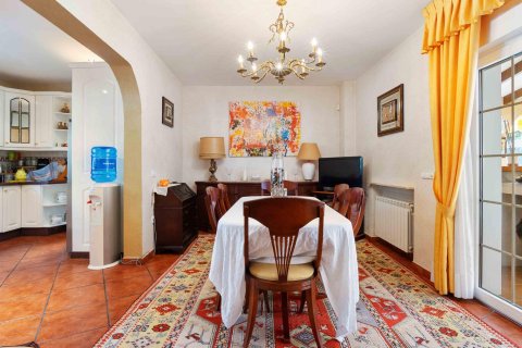 Villa for sale Cabo Roig, Alicante, Spain 3 bedrooms, 340 sq.m. No. 112975 - photo 10