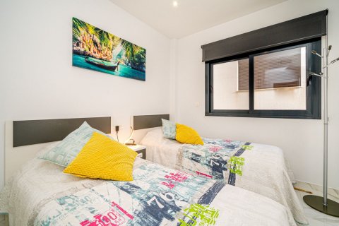 Продажа виллы Сьюдад Кесада, Аликанте, Испания 3 спальни, 120м2 №117259 - фото 16
